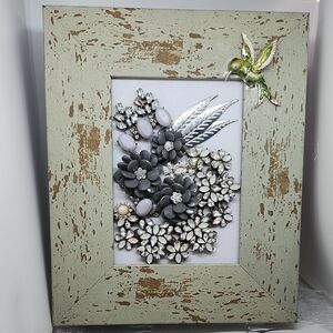 Rustic Green and Gray Floral Frame with Hummingbird Accent Jewerly Art Picture